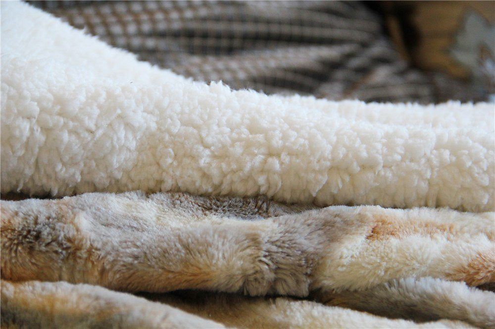 Luxe Faux Fur Throw Blanket
