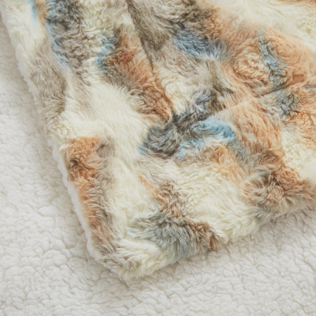 Luxe Faux Fur Throw Blanket